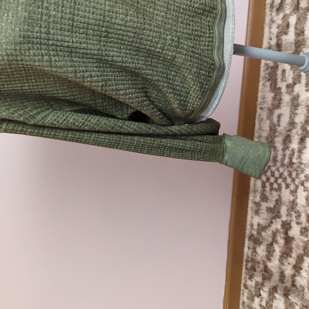 We The Free South Side Thermal Top. NWT - Picture 3 of 8